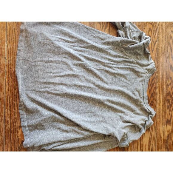 The Great. Grey long ruffle sleeve top sz 2 (US Medium) - Picture 3 of 4